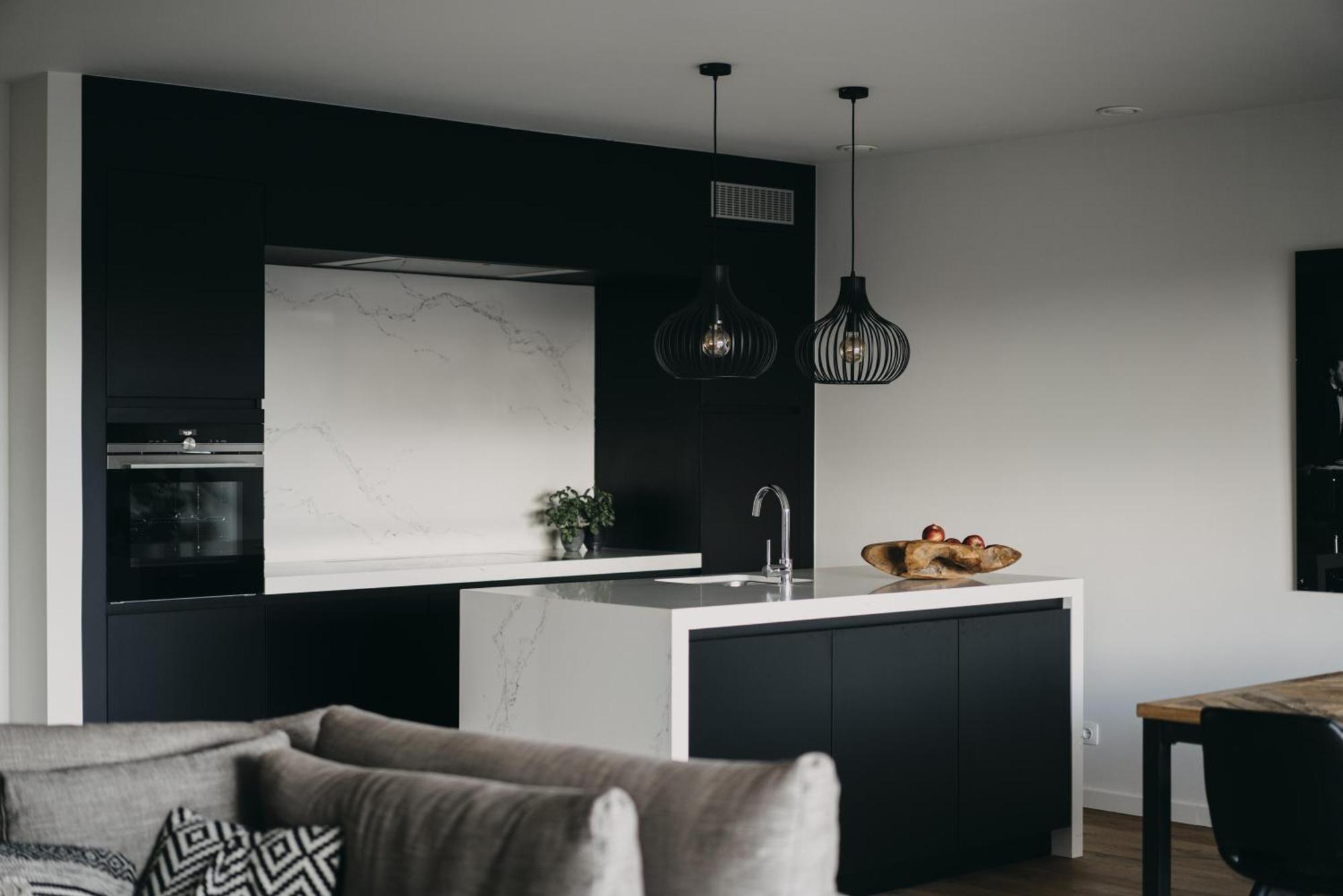 Huswell - The Tide - Stylish Seaview Apartment For 4 - Prime Location & Private Parking Cadzand Exterior foto